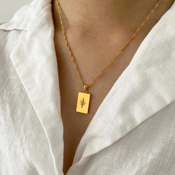 Star Zircon PVD 18K Gold Plated Rectangle Pendant Necklace Stainless Ste… - Picture 3 of 9